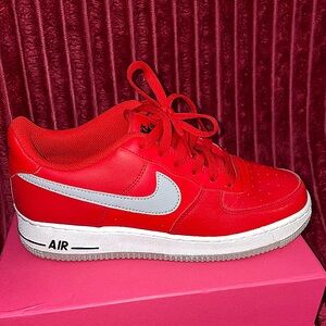 Red/grey/white Nike Air Forces 6.5 (big kids) boys